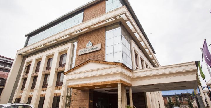 Hotel Radisson Srinagar Exteriér fotografie