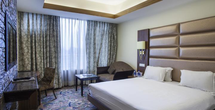 Hotel Radisson Srinagar Exteriér fotografie