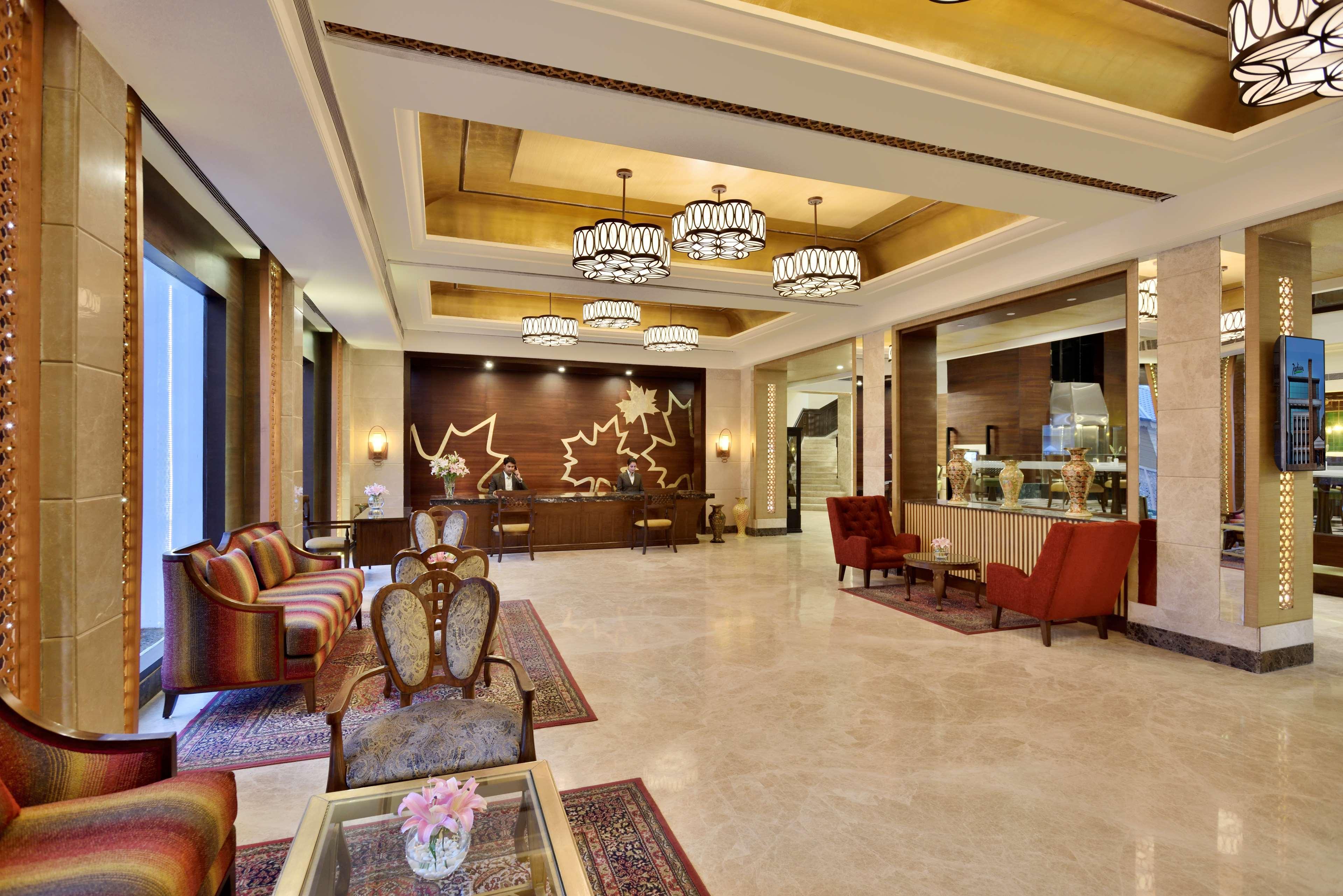 Hotel Radisson Srinagar Exteriér fotografie