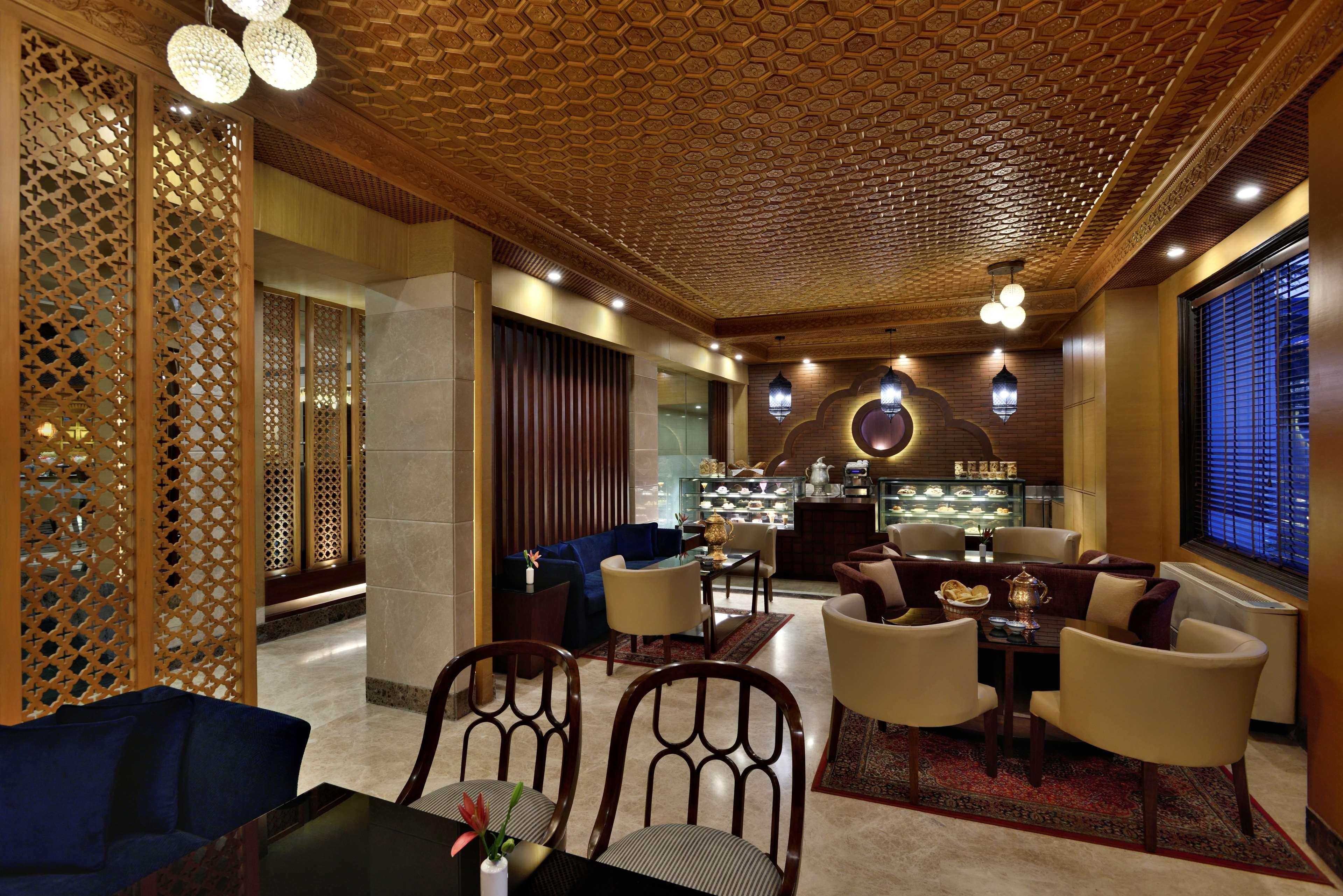 Hotel Radisson Srinagar Exteriér fotografie